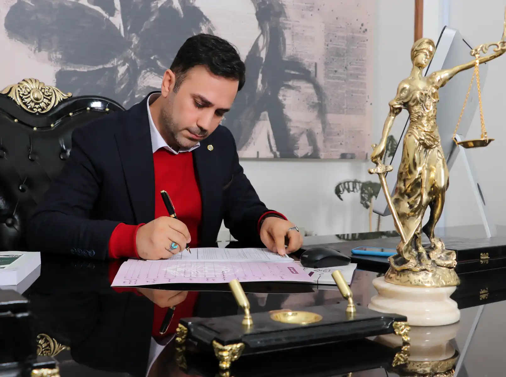 وکیل سعید نقدی