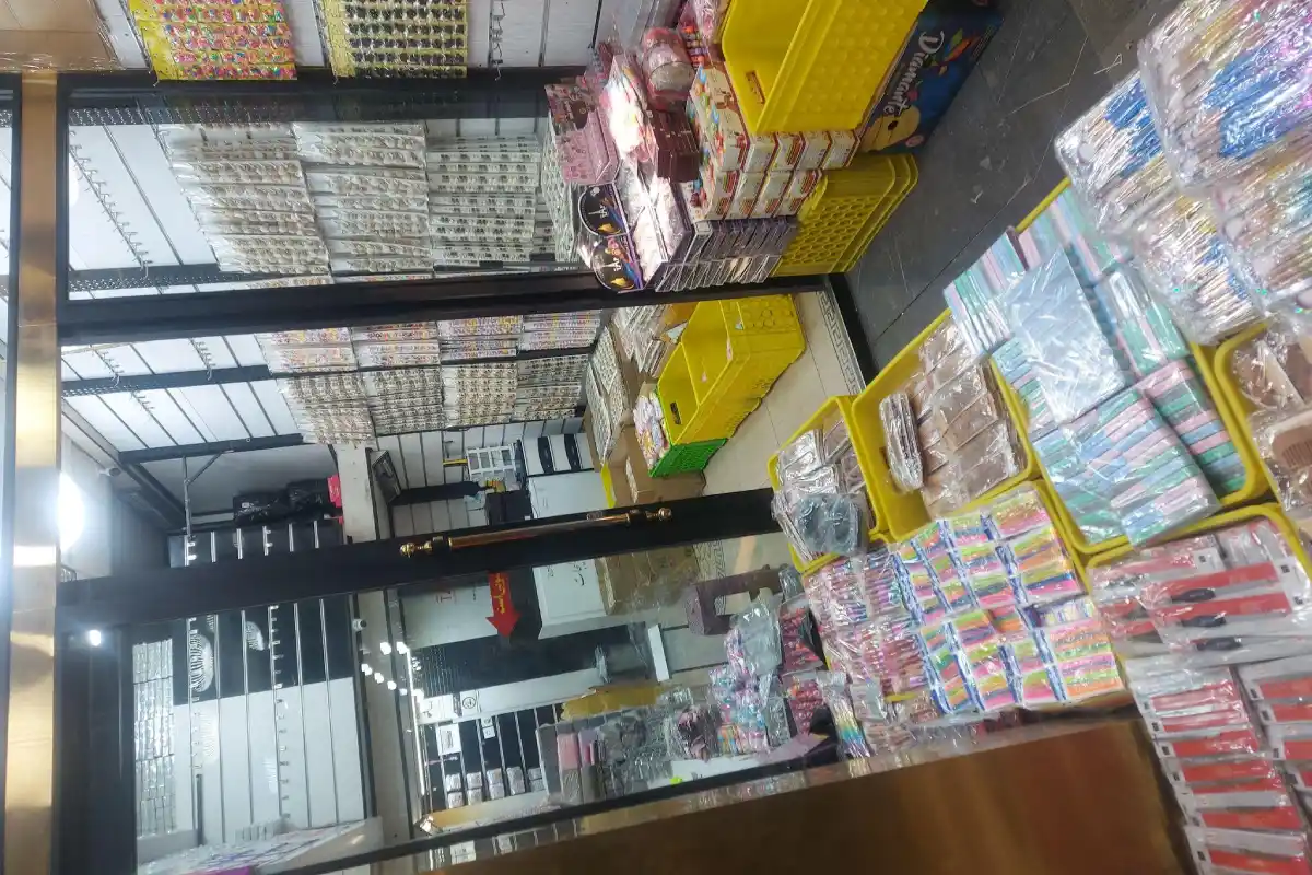 پخش اسباب بازی و خرازی(یاری) یاری کالا