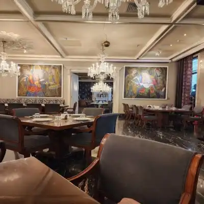 رستوران شاندیز گالریا شعبه ولنجک