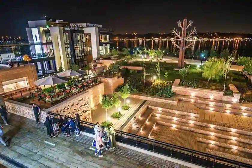 مرکز خرید بام لند