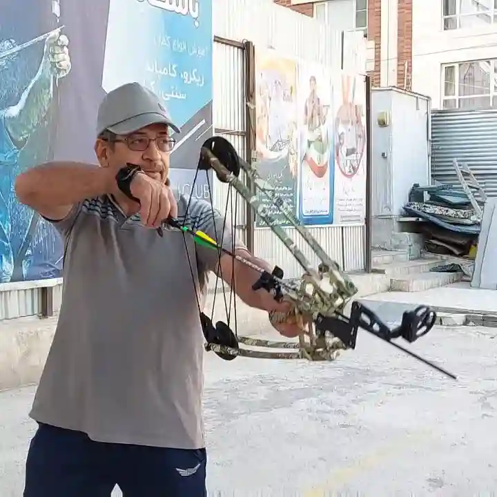 باشگاه تیراندازی با کمان پارسه