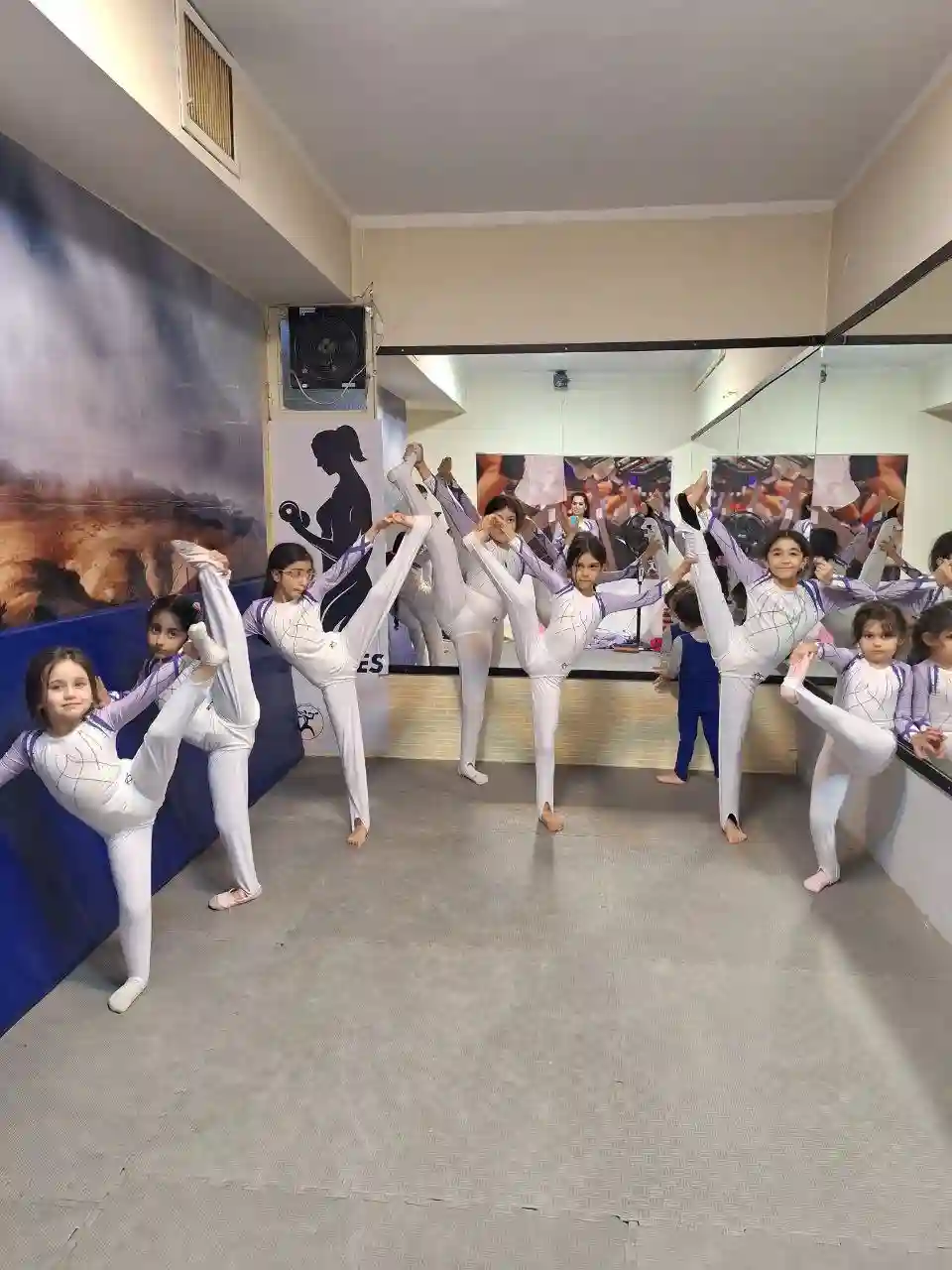 مجموعه ورزشی مه آرا