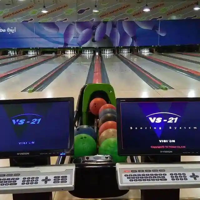 باشگاه بولینگ و بیلیارد اریکه