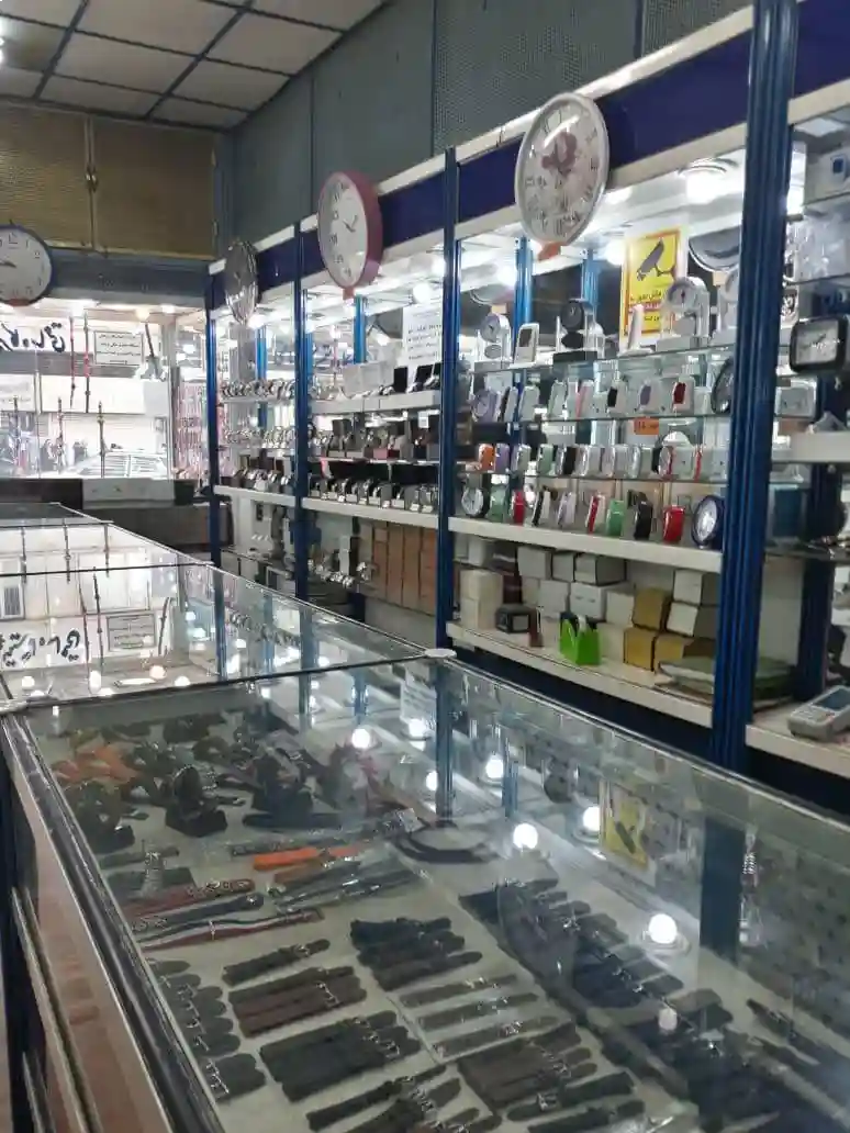 فروشگاه و تعمیرات ساعت ساعتی