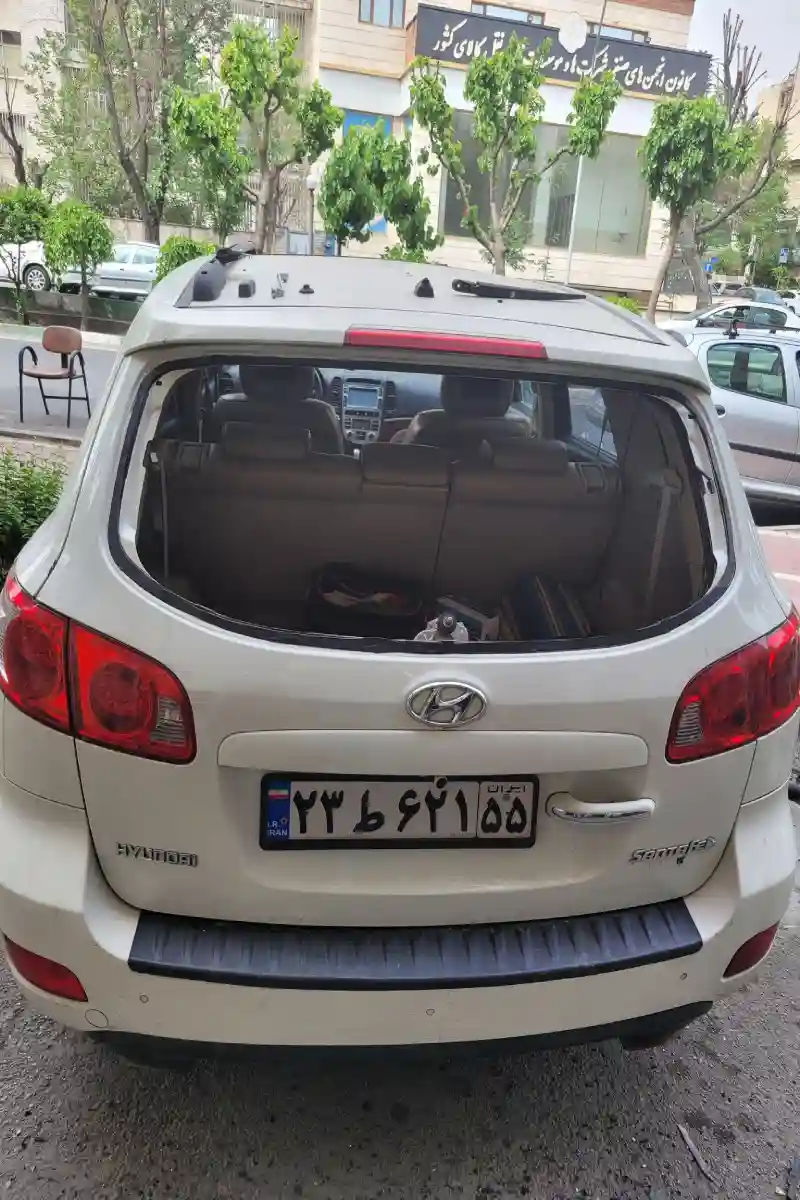 شیشه اتومبیل مقصودی