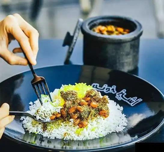 فودکورت فلای لند فود پارک