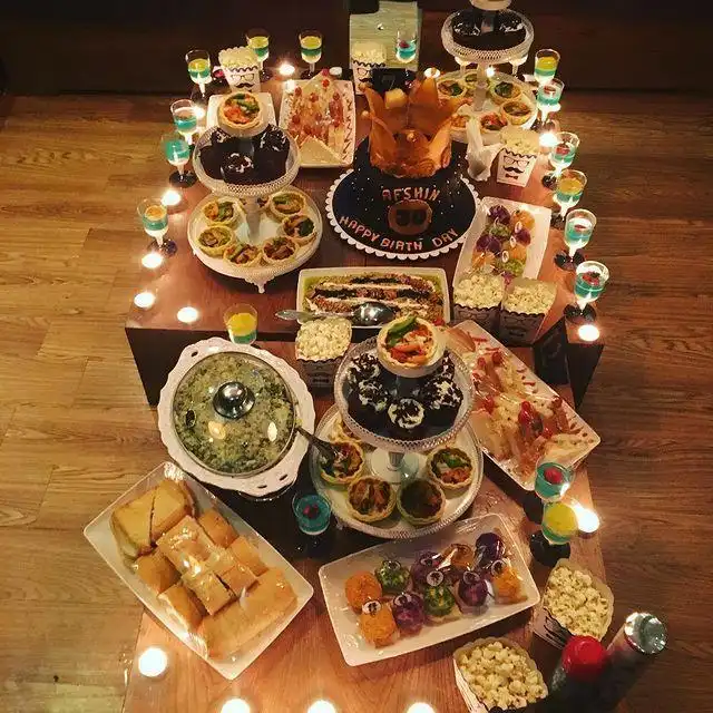 کافه پایتخت