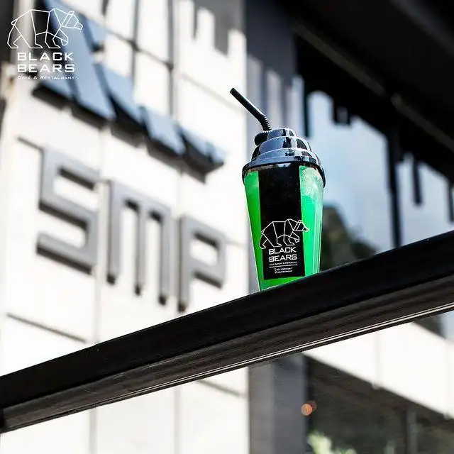 کافه خرس سیاه