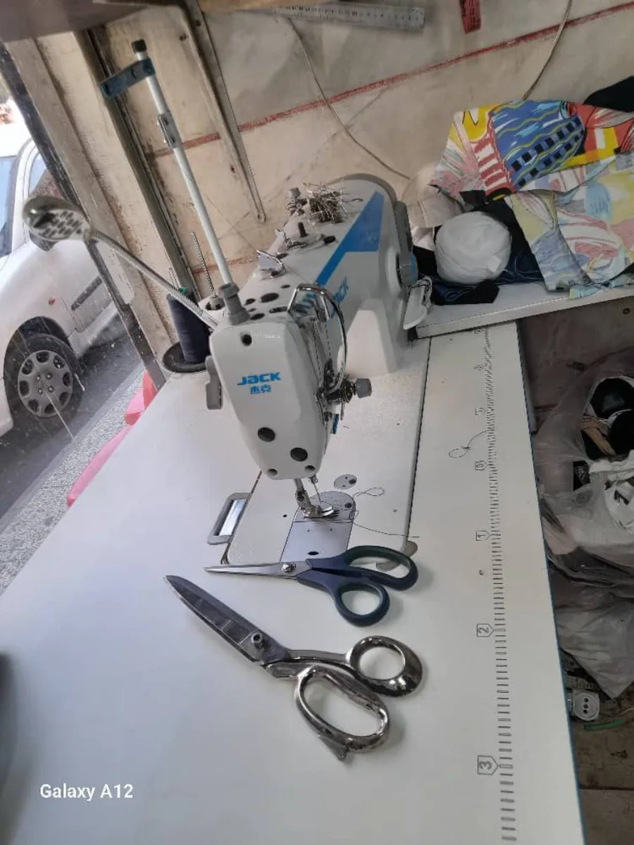 خشکشوئی و لباسشویی پاکه نو