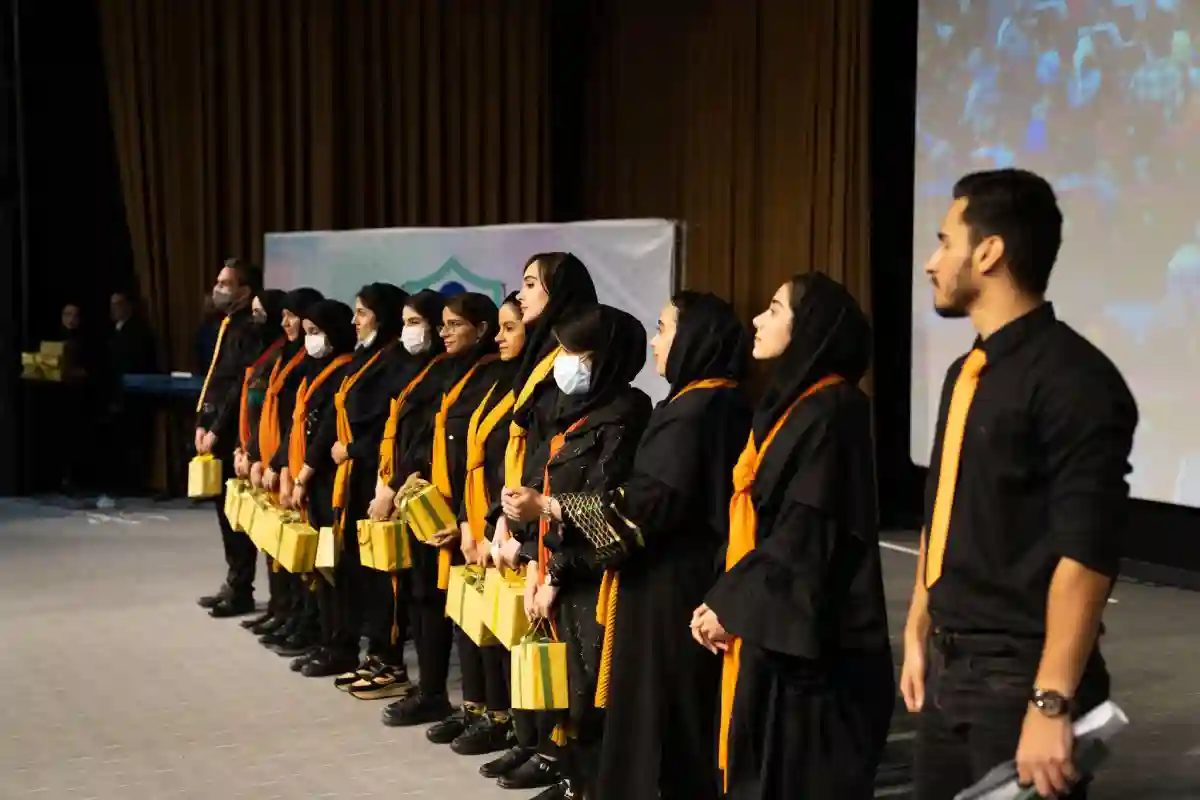  آموزشگاه تیزهوشان خط علم