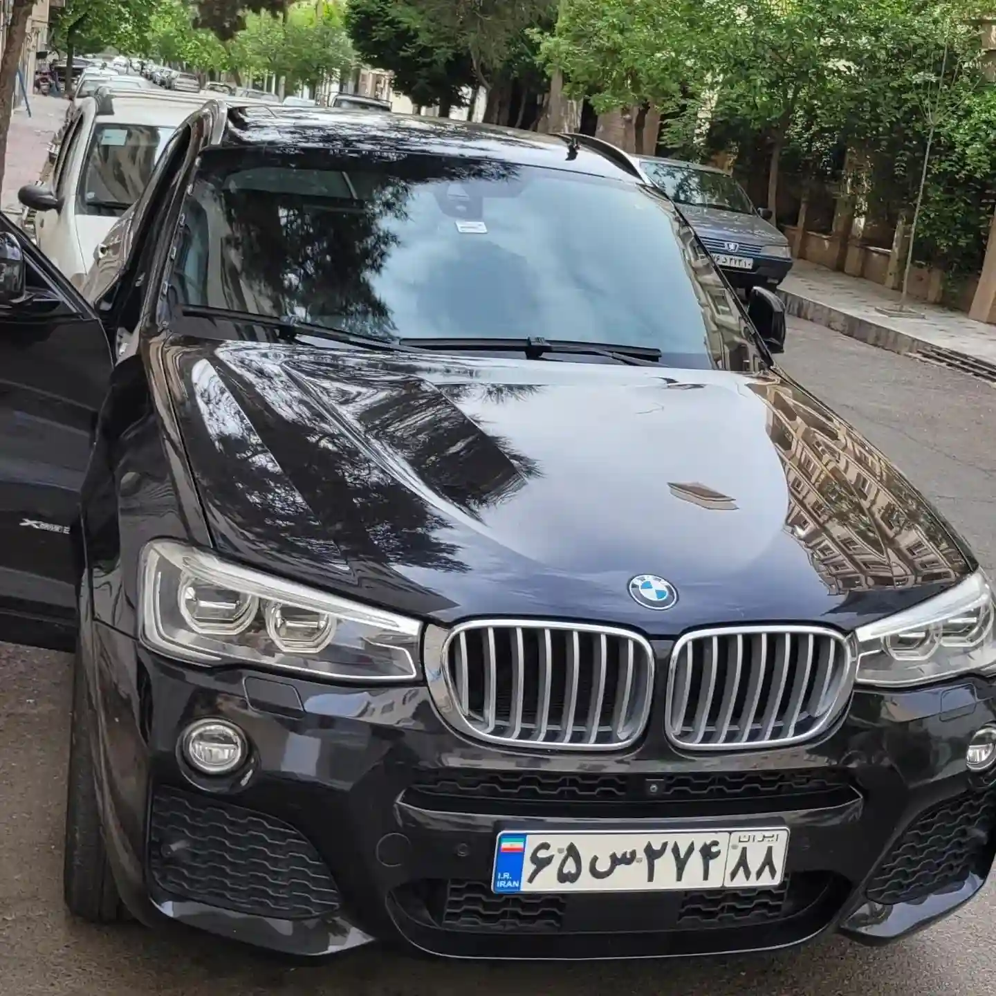 شیشه اتومبیل مقصودی