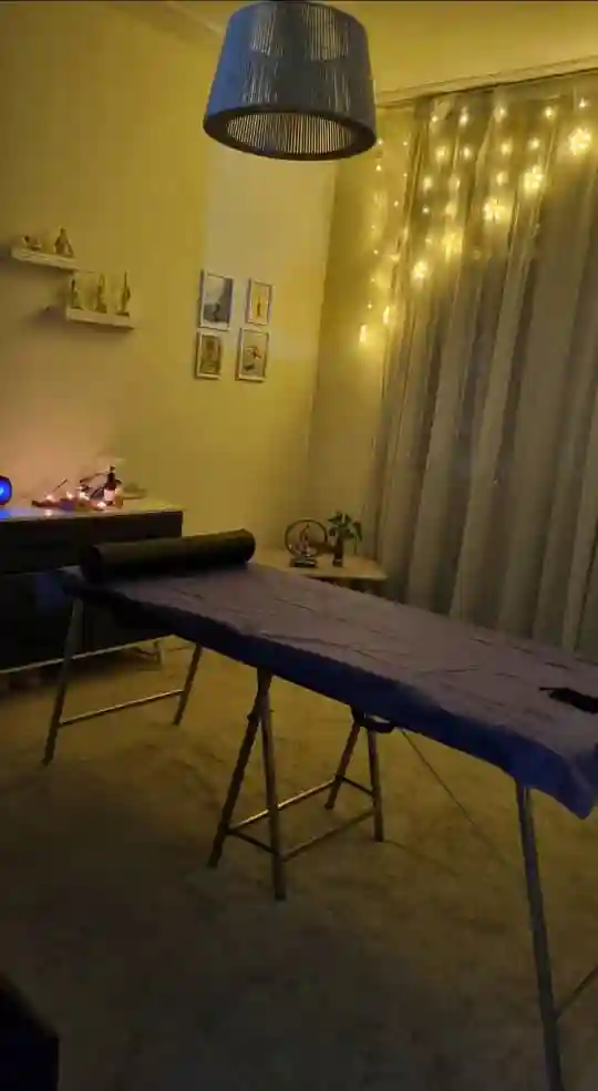 صبا یوگا استودیو