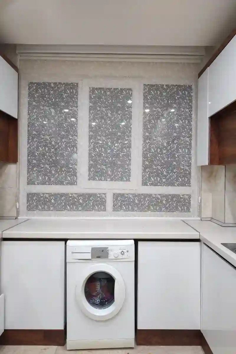 نصاب پرده و خیاط پرده (موسوی)