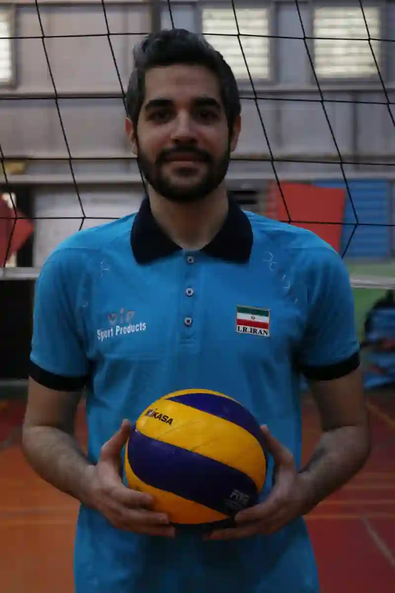 آکادمی والیبال آرش(شرق تهران)