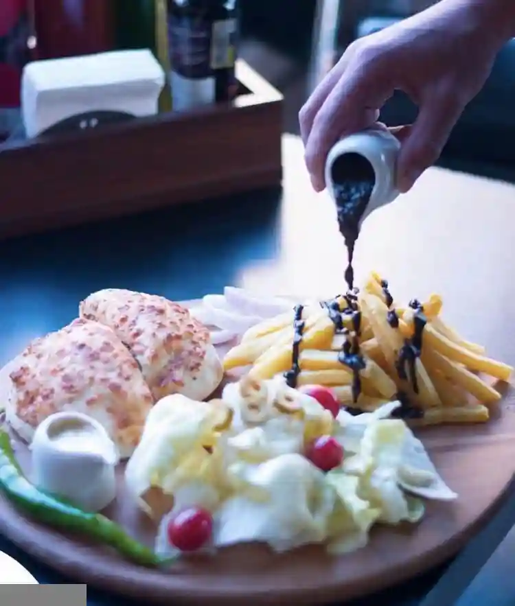 رستوران ترکیه ای پیده سرا