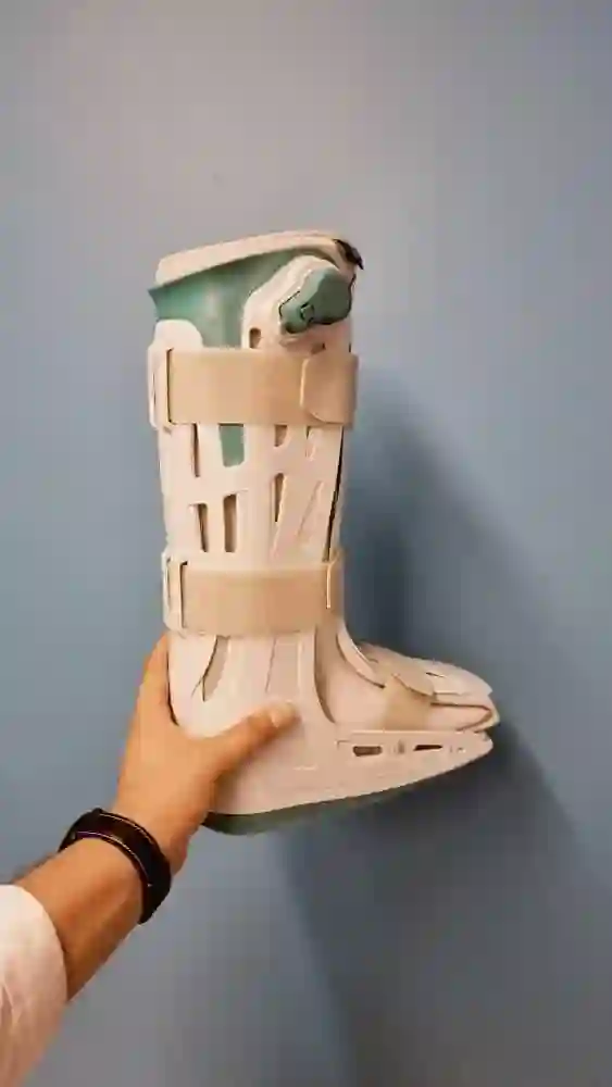 کلینیک ارتوپدی فنی رامش