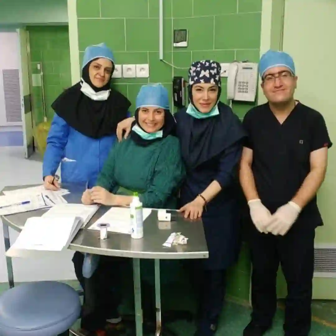 دکتر مهرناز اسدی قراباغی