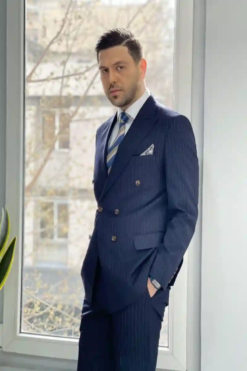 آرایشگاه مردانه و کودک کینز هومن