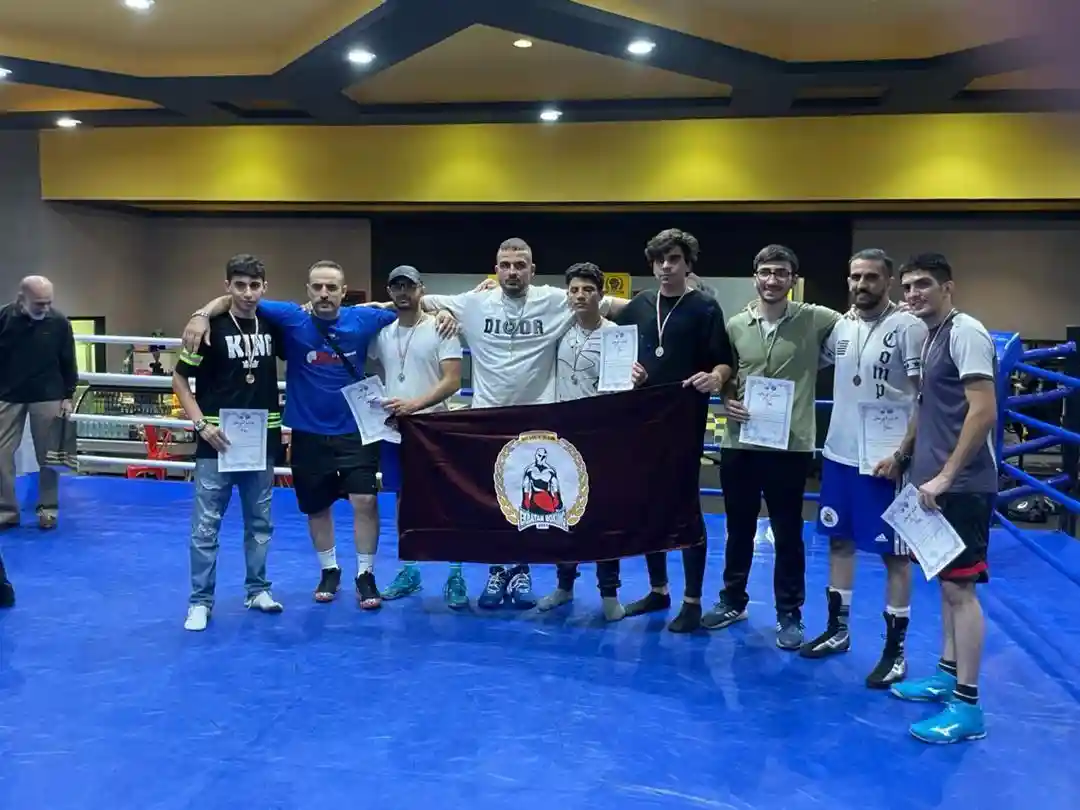 باشگاه بوکس کوروش زال (قهرمان پرور)