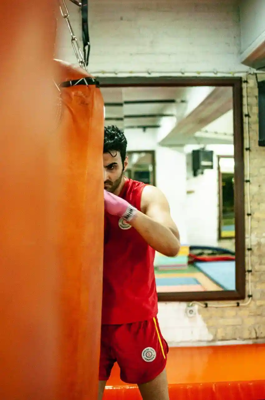 آموزش تخصصی هنرهای رزمی ترکیبی rjclub