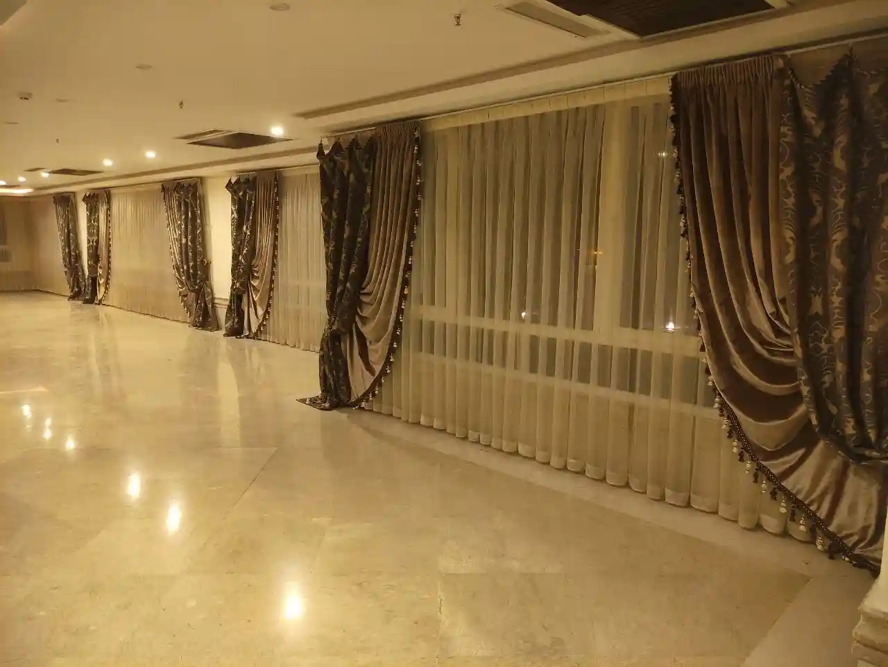 خشکشویی تک اکسپرس (پیک رایگان منطقه 1و3)