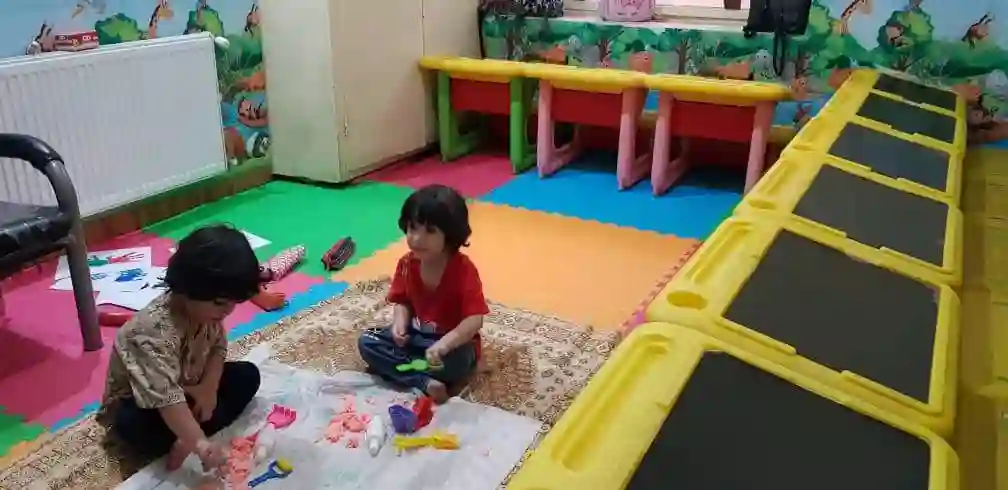 مهد کودک دو زبانه آرین4 (محبوب کوچولوها)