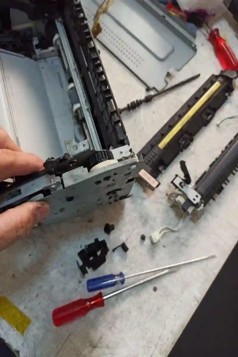 تکنسین پرینتر و ماشینهای اداری