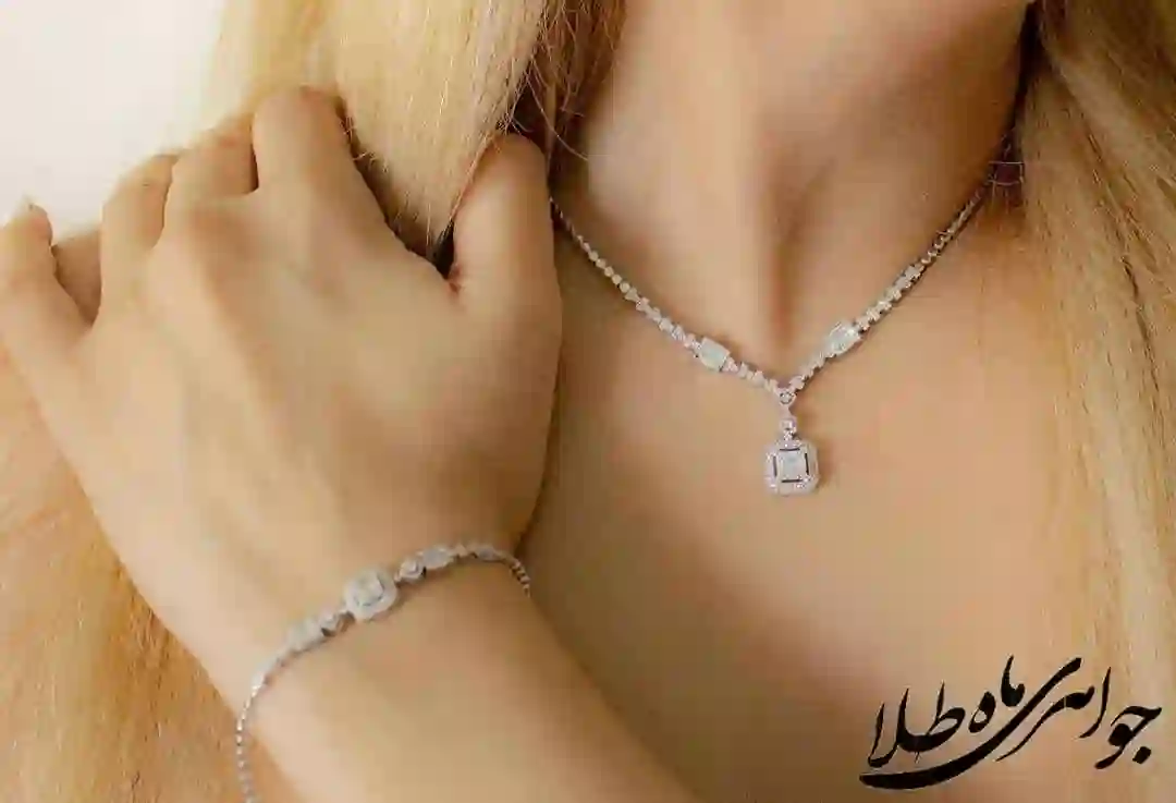 نقره فروشی ماه طلا