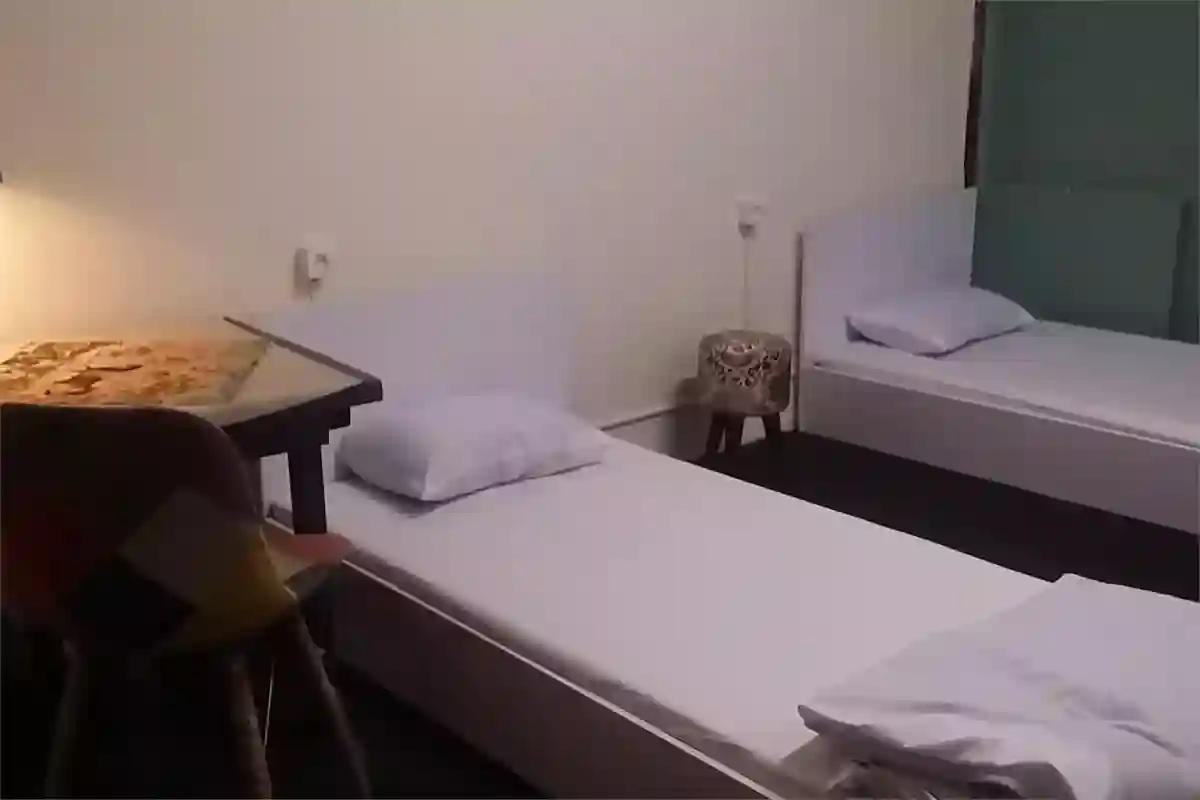  هاستیل ایوان